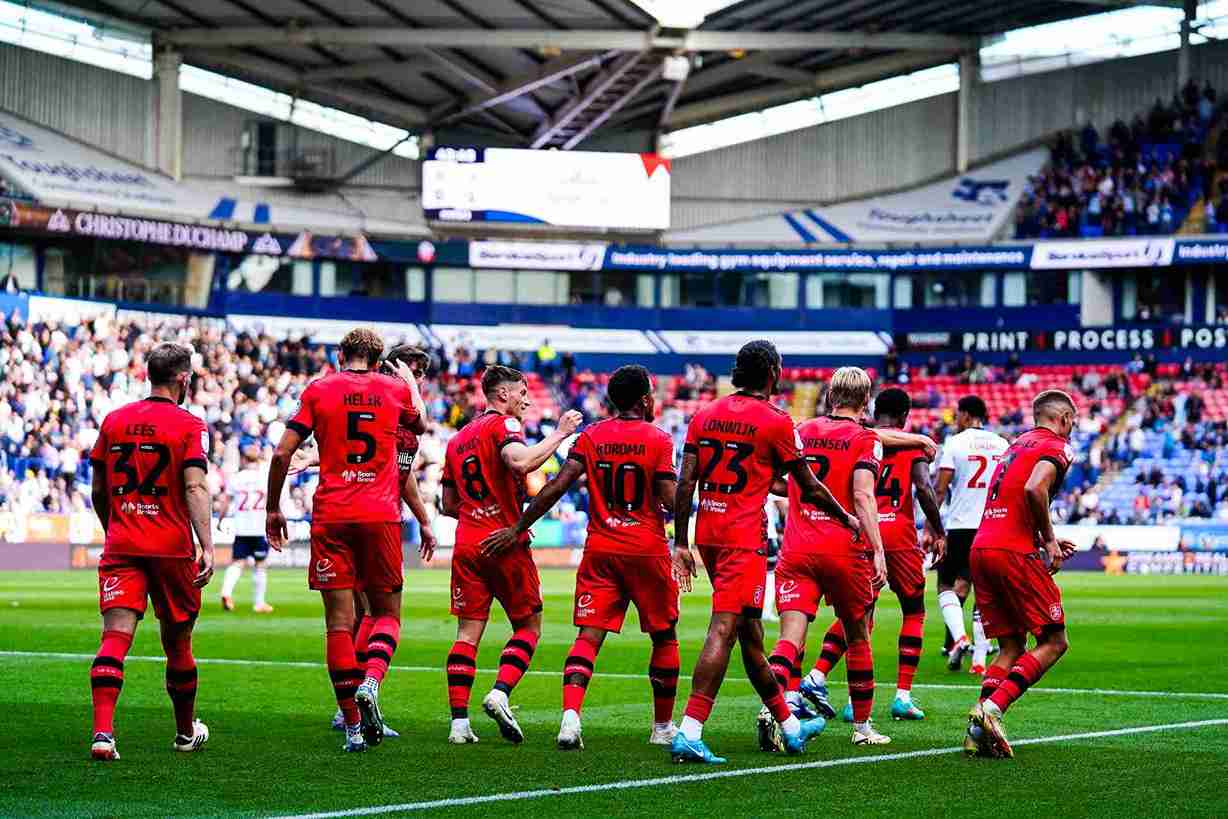 Prediksi Skor Huddersfield vs Bolton