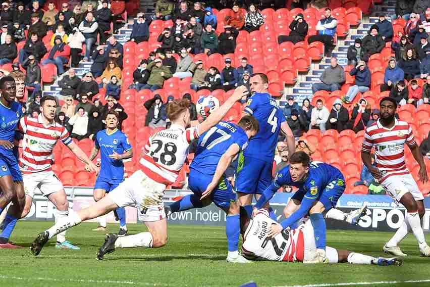 Prediksi Skor Grimsby Town vs Doncaster Rovers