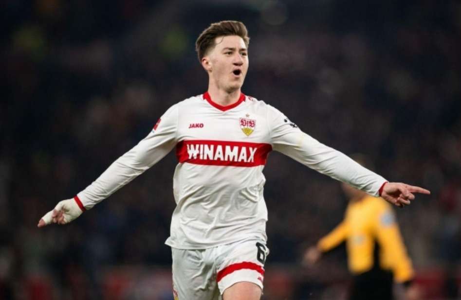 Adu kuat Arsenal vs MU dapatkan gelandang Stuttgart.