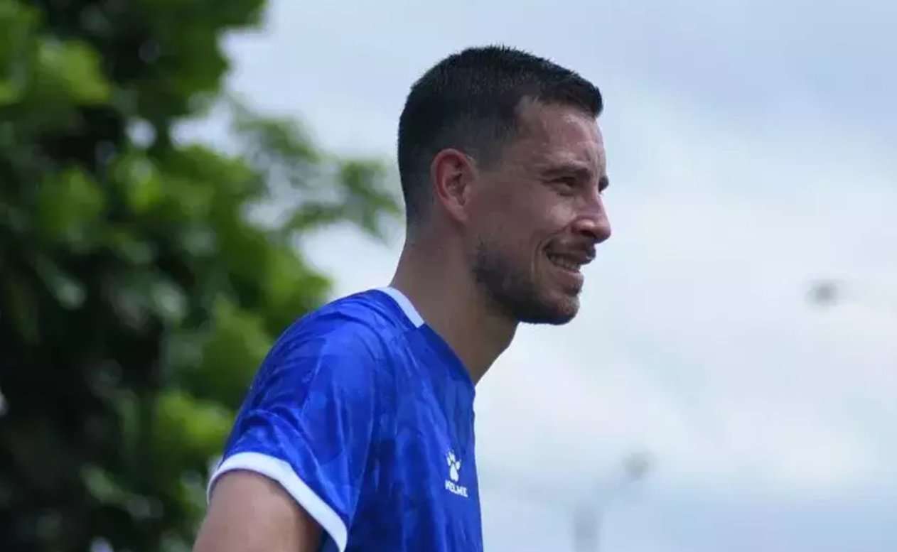 Terungkap, Ini Alasan Thom Haye Absen di Laga Persib vs Selangor Alasan Gelandang Timnas Ini Absen Lawan Selangor