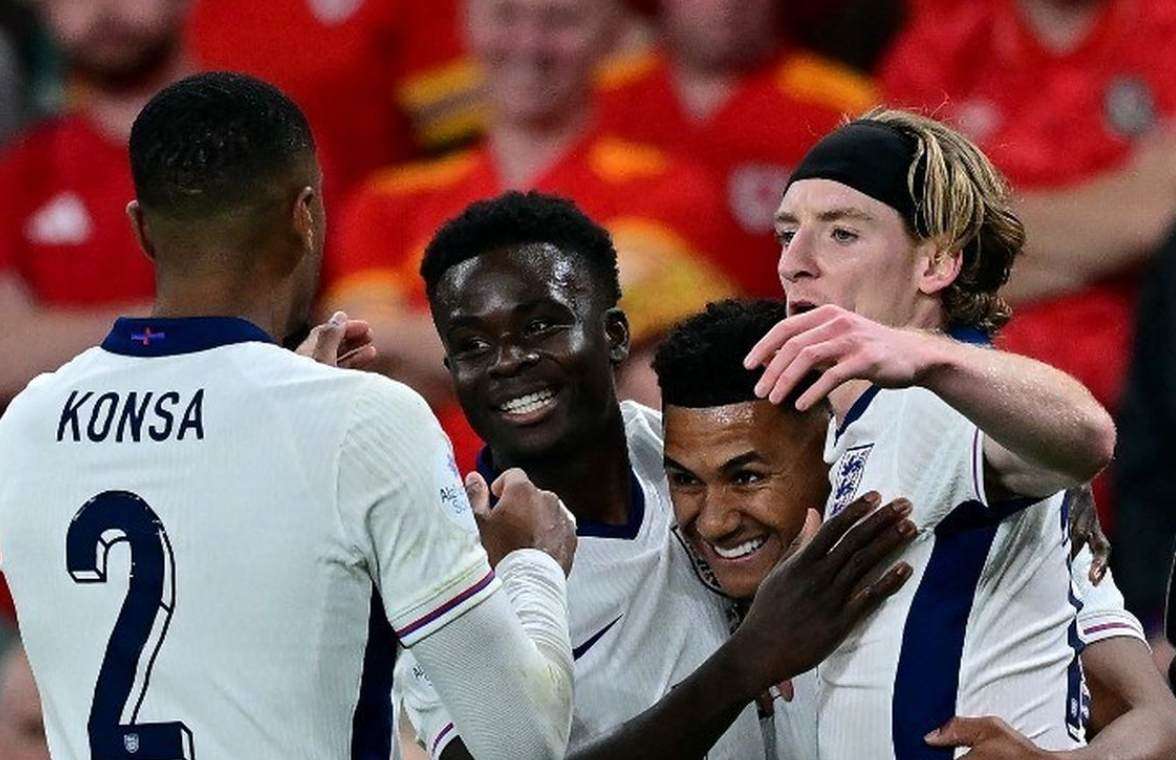 Daftar penyerang tersubur dari kedua negara di EPL.