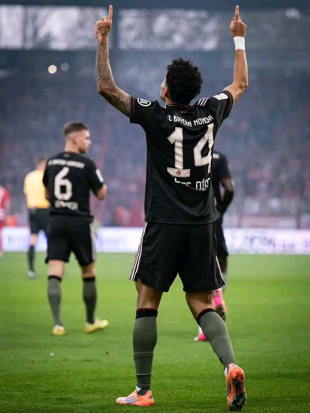 Daftar Pemain Incaran Barcelona Terakhir- Luiz Diaz