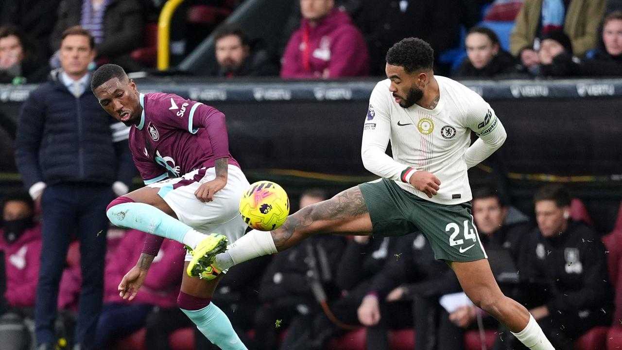 Prediksi Skor Chelsea vs Barcelona 26 November 2025