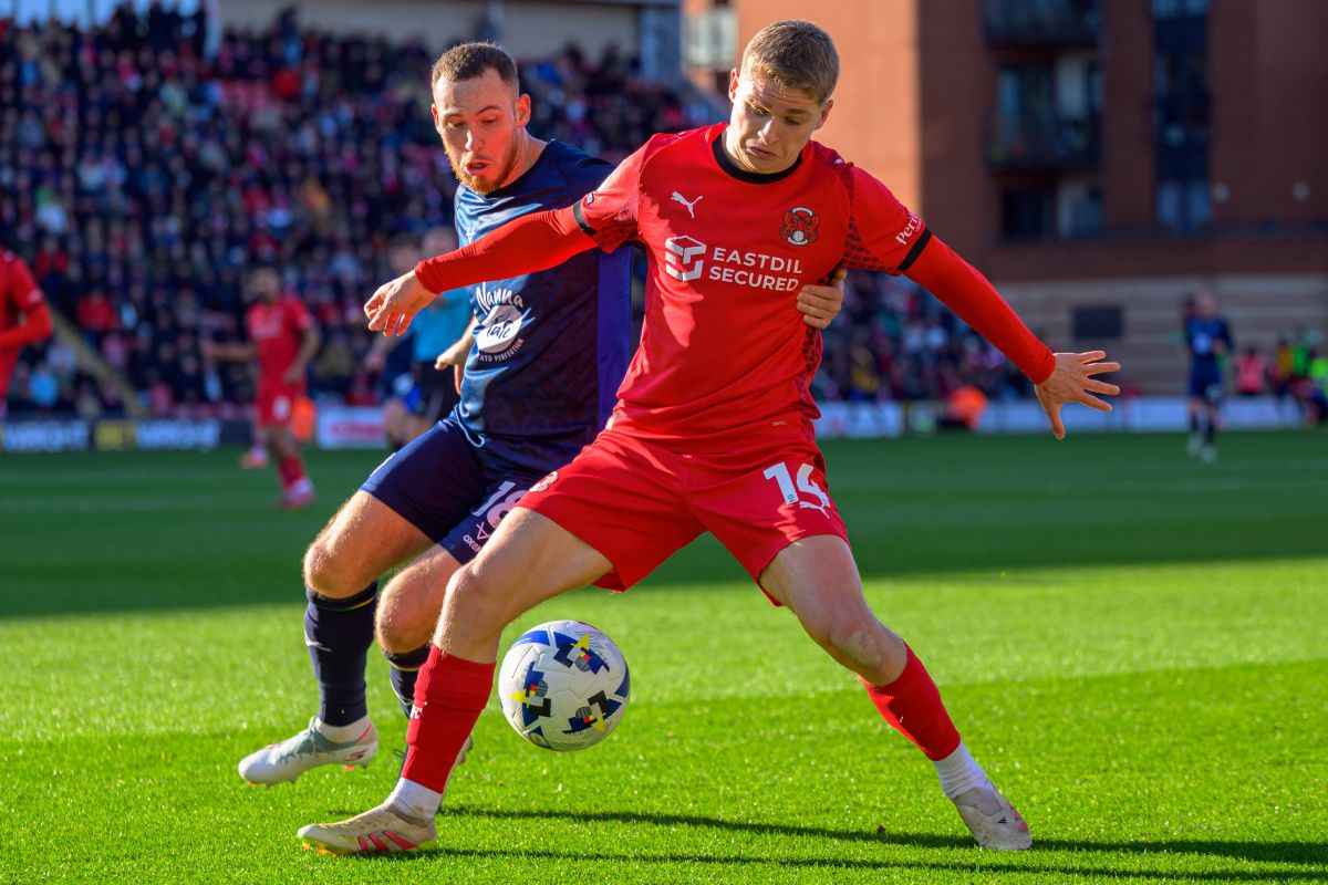 Prediksi Skor Leyton vs Exeter 15 November 2025