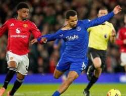 Prediksi Skor West Ham vs Liverpool 30 November 2025: Pertaruhan Masa Depan Arne Slot