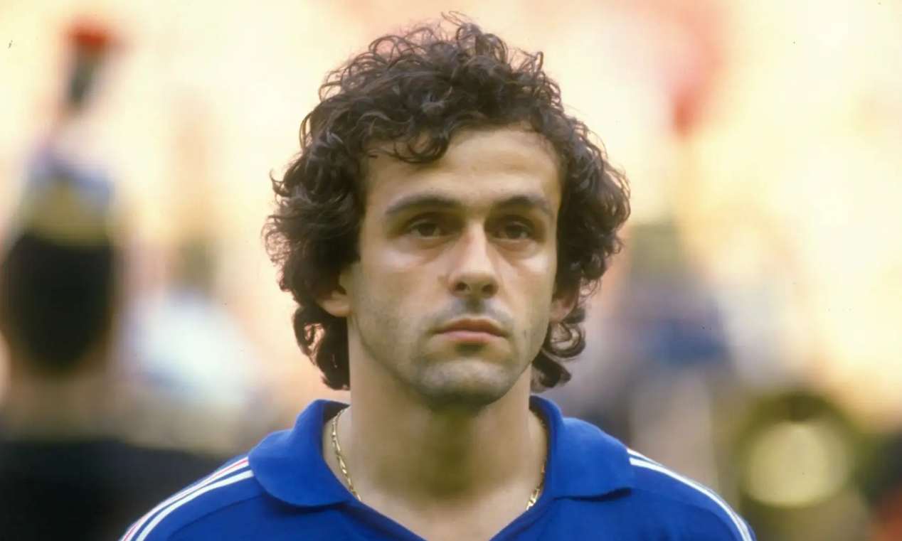 Michel Platini Tiga Ballon d'Or beruntun dari 1983 hingga 1985