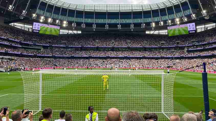 Prediksi Skor Hotspur vs Slavia 10 Desember 2025