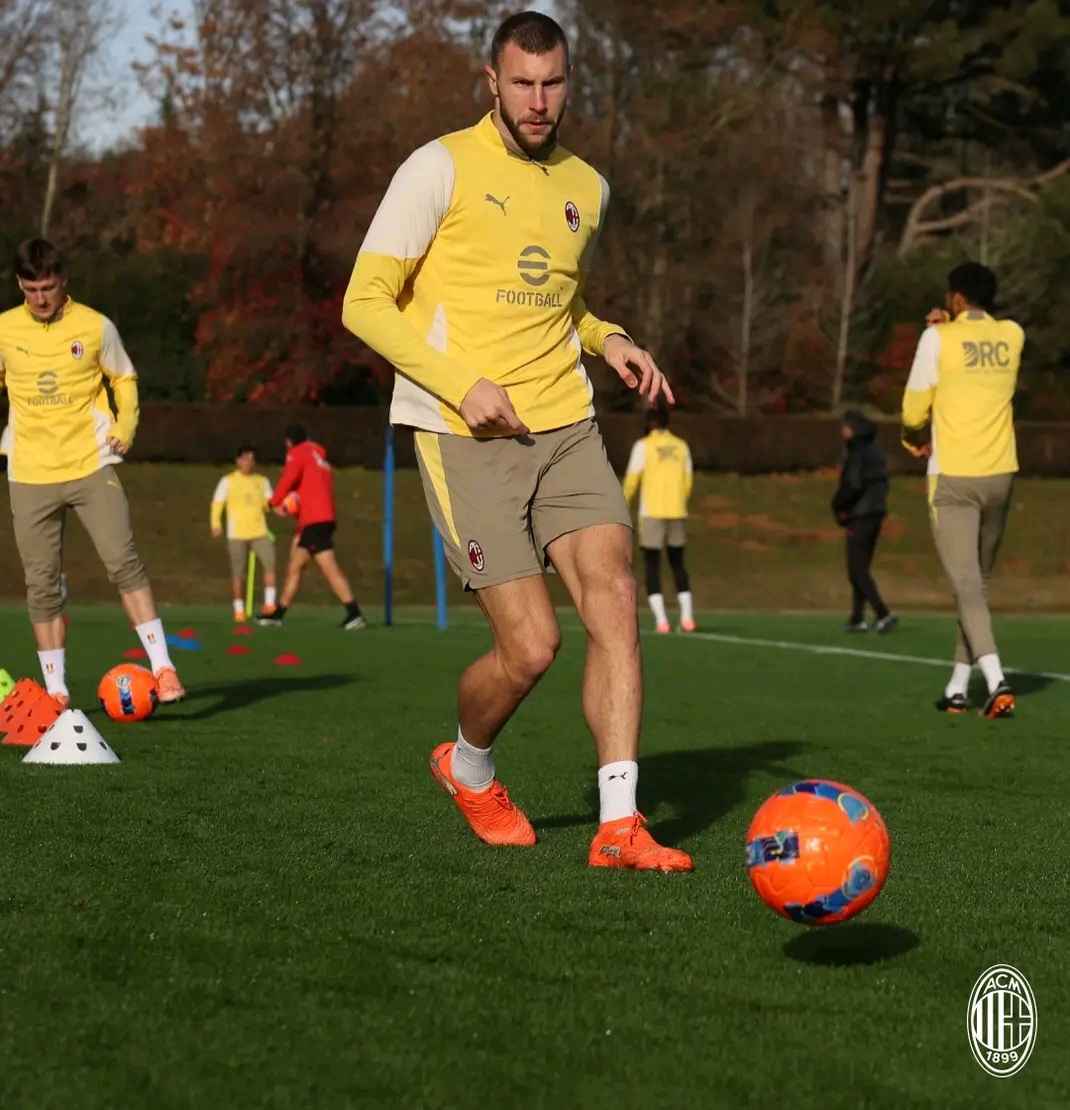 Prediksi Skor AC Milan vs Torino 9 Desember 2025