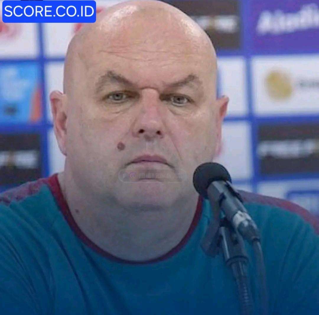 Bojan Hodak saat diwawancara jelang Persib vs PSM 