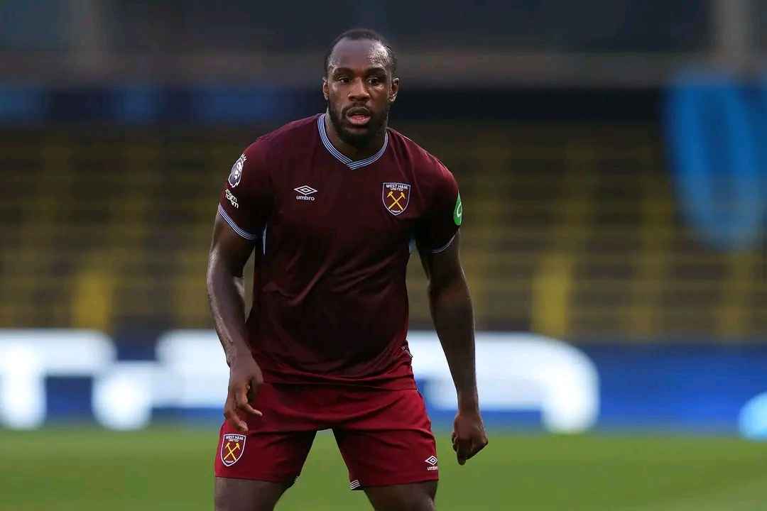 Mantan Bintang West Ham Comeback Main Lagi