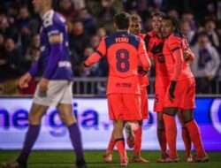 Prediksi Skor Villarreal vs Barcelona 21 Desember 2025: Misi Blaugrana Hentikan Kejaran Barca