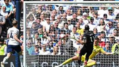 Prediksi Skor Hotspur vs Brentford 6 Desember 2025: Duel Papan Tengah yang Memanas