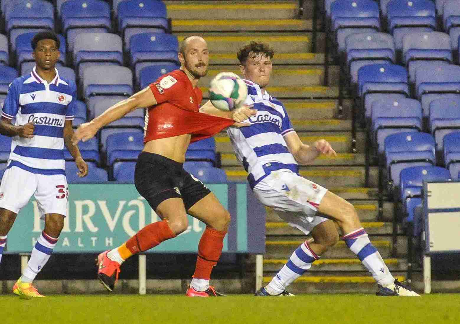 Prediksi Skor Reading vs Luton 19 Desember 2025