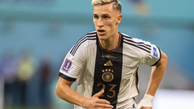 Bek Terbaik Dortmund Musim 20252026 2 Nama Ini jadi Tumpuan!