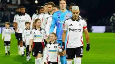 Prediksi Skor Fulham vs Crystal Palace 7 Desember 2025: Adu Taktik Sistem Pertahanan Prediksi Skor Fulham vs Crystal Palace 7 Desember 2025