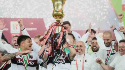 Bologna Trophy Dibalik Seribu Cerita: 3 Juara Coppa Italia dan 7 Scudetto Serie A