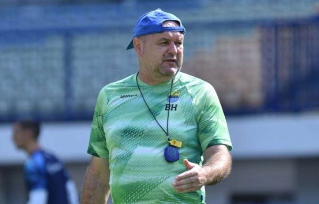 Alasan Maung Bandung prioritaskan pemain keturunan.