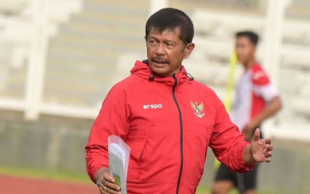 Opini: 5 Dosa Besar Taktik Indra Sjafri yang Bikin Timnas U-22 Gagal Total Bedah blunder fatal strategi Garuda Muda saat kalah