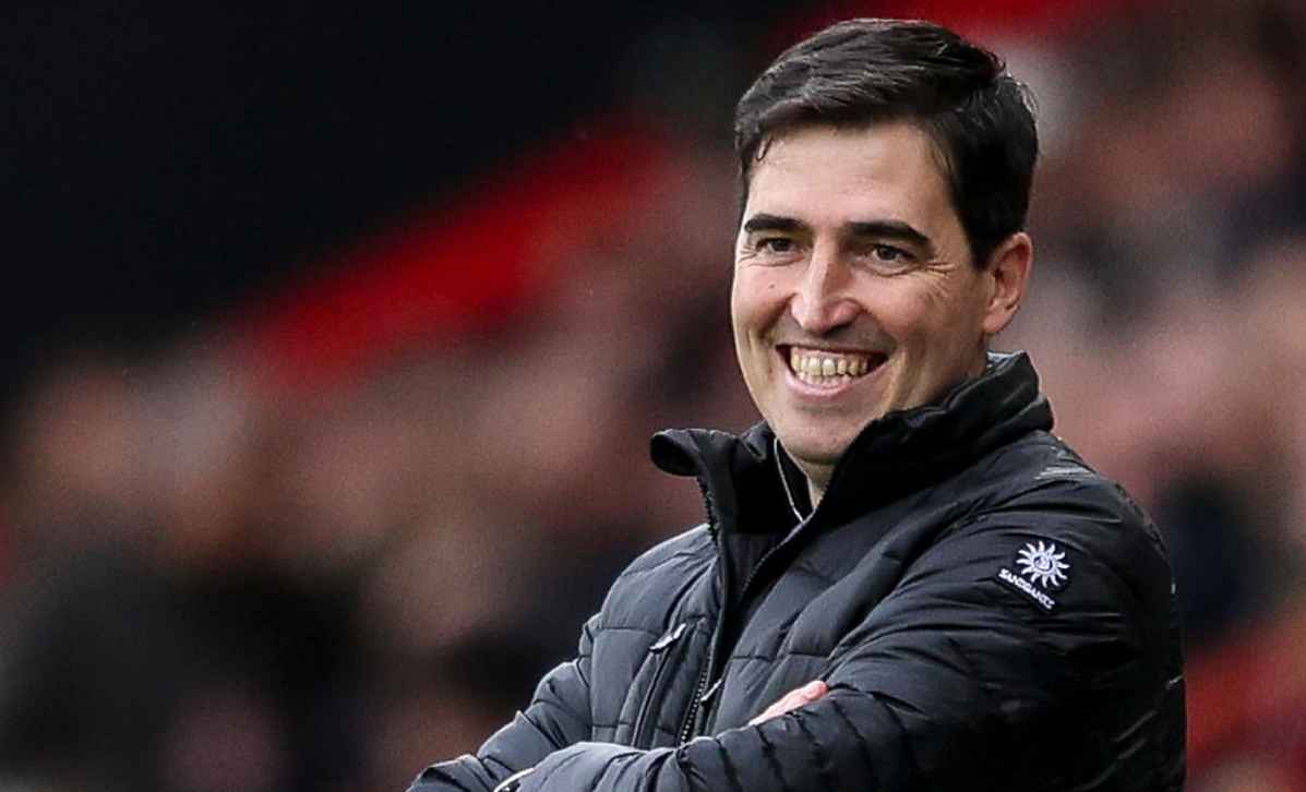 10 Pelatih Top Dunia yang Diprediksi Akan Pensiun atau Pindah Klub di Akhir Musim 2025/2026 Kontrak habis, diprediksi melompat ke klub Premier League lain atau luar negeri setelah musim sukses.