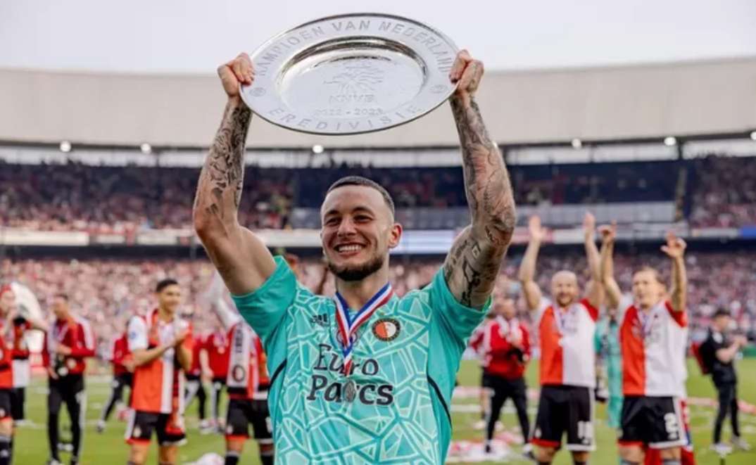 Update Gaji Pemain Feyenoord Musim 2025: Siapa Tertinggi Saat Ini? Rincian upah bintang Feyenoord Eredivisie 2025.