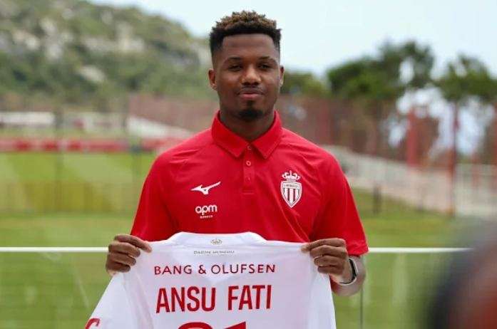 7 Pemain Sepak Bola yang Memiliki Kisah Inspiratif Setelah Bangkit dari Cedera Parah Virgil van Dijk, bek berusia 34 tahun, mengalami cedera ACL parah pada Oktober 2020